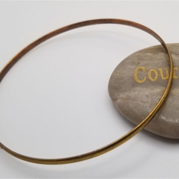 Gold tone bracelet bangle🤩 slider. B713 - Picture 1 of 3